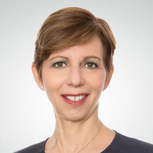 Kerry Rapport Headshot