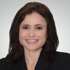 Zeigler_Laura---Headshot